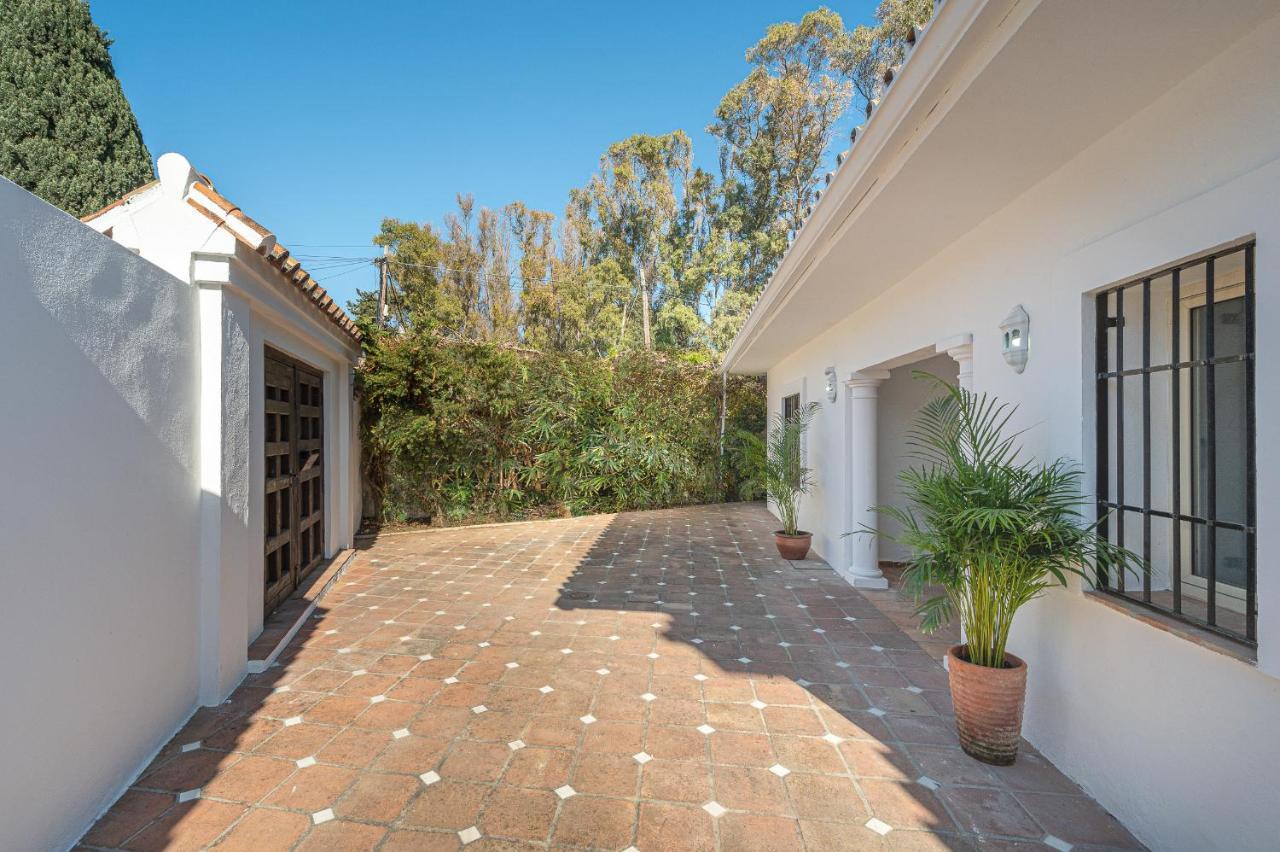 Banus 10 Minutos Villa Estepona Ngoại thất bức ảnh