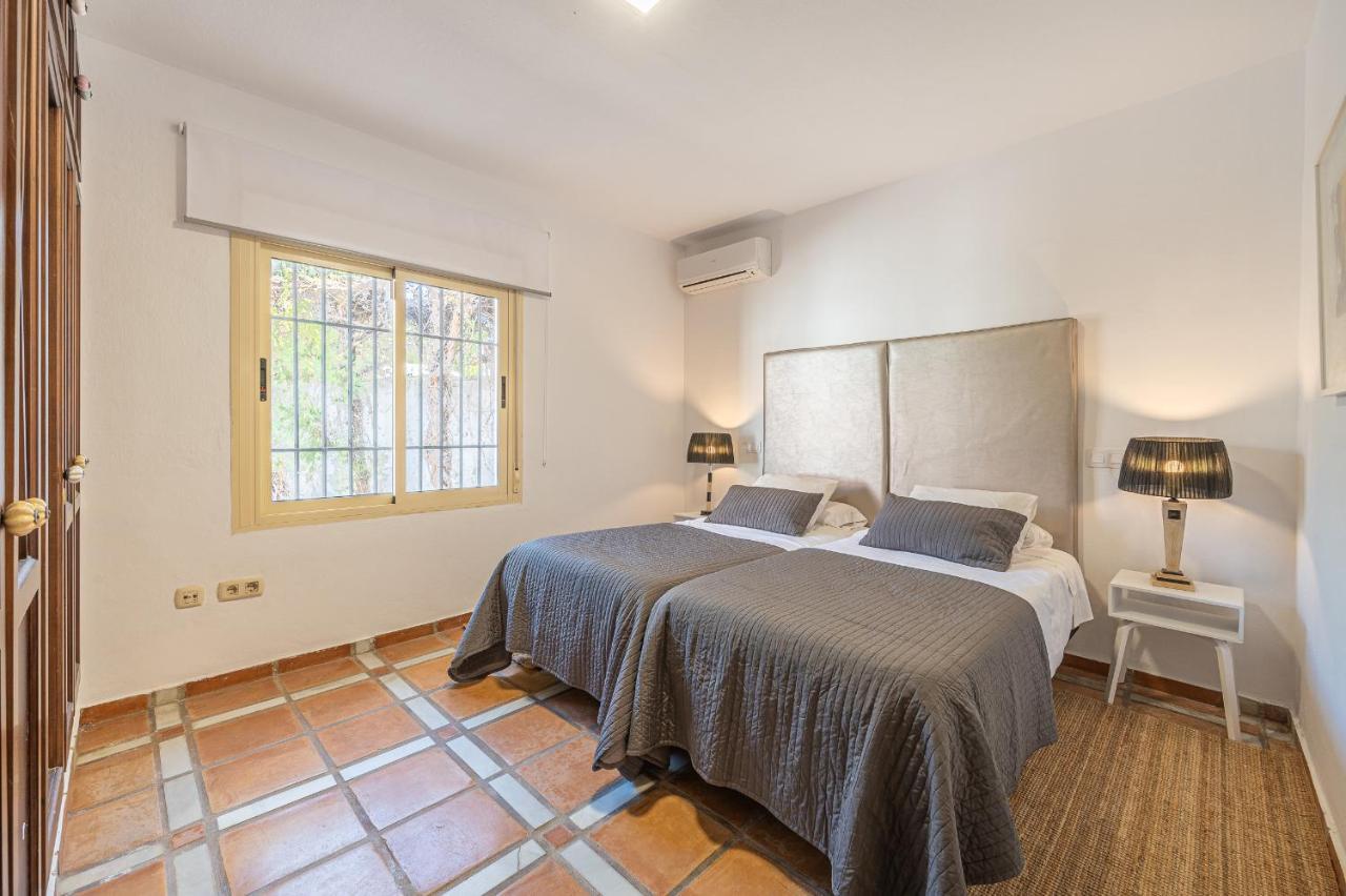 Banus 10 Minutos Villa Estepona Ngoại thất bức ảnh