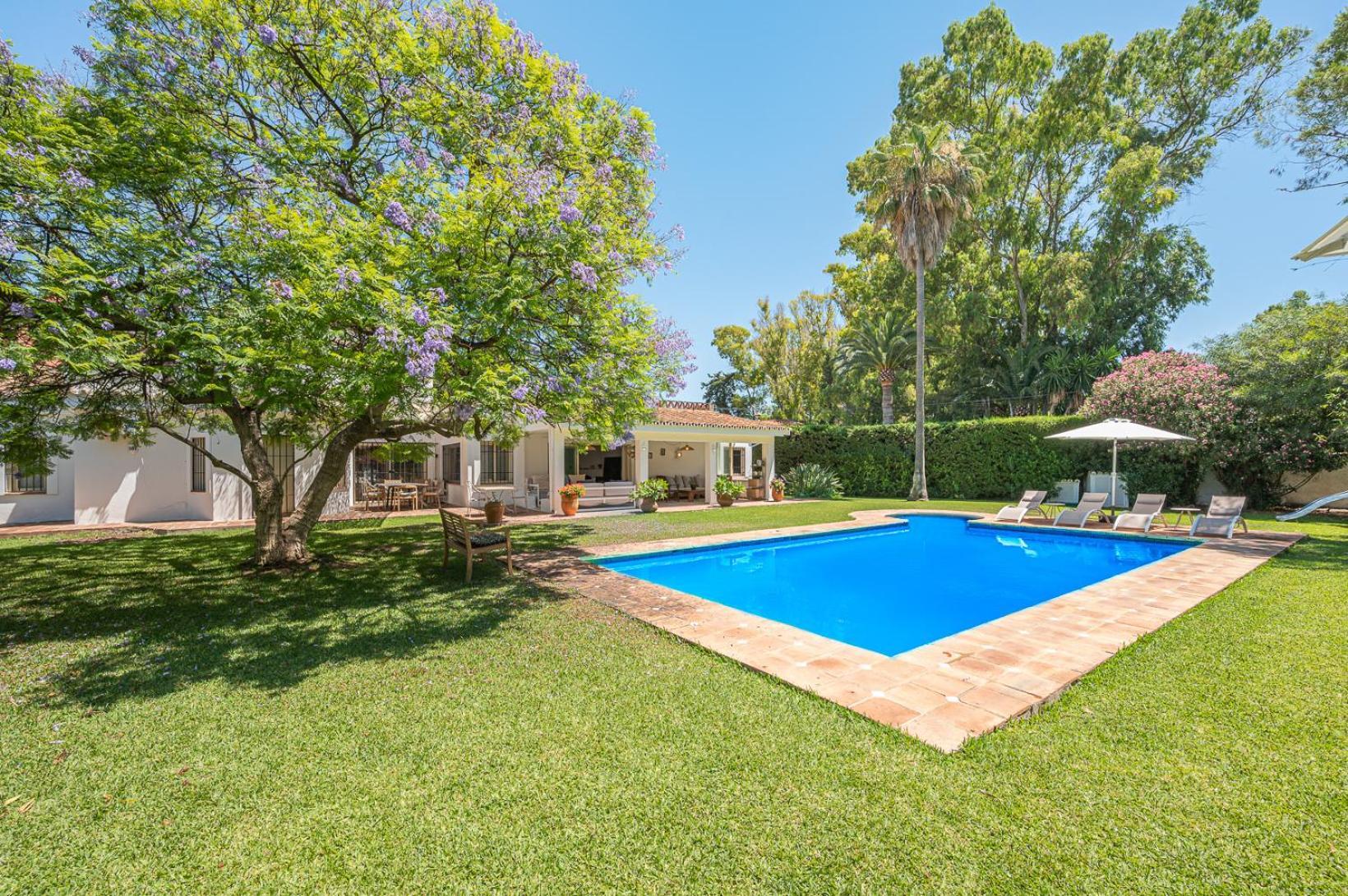 Banus 10 Minutos Villa Estepona Ngoại thất bức ảnh